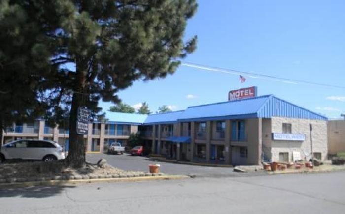 Motel West
