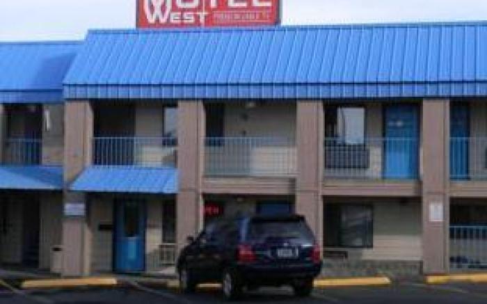 Motel West