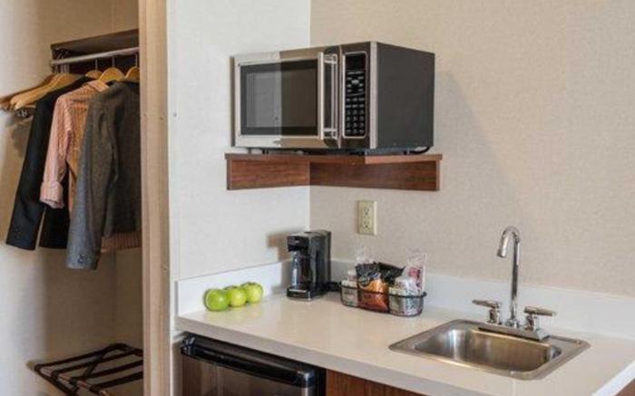 Comfort Suites Springfield RiverBend Medical