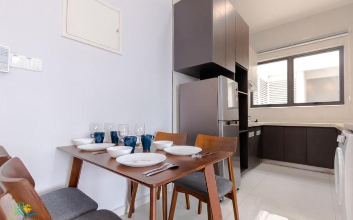 Aura⋅Country . Country Garden @ 2BR 4Pax near CIQ