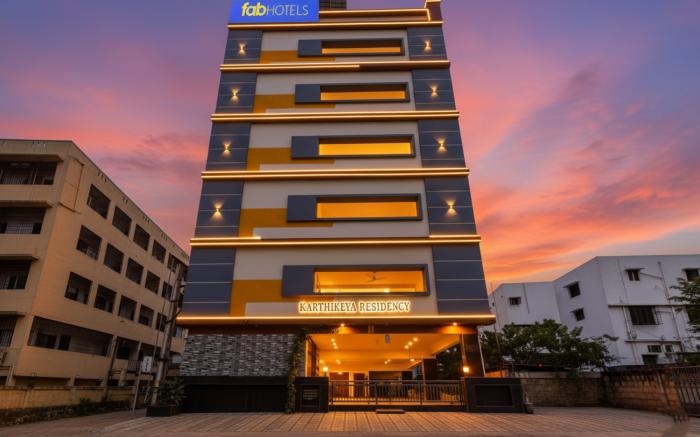 FabHotel Karthikeya Residency - Tirupati Bus Stand - 900m