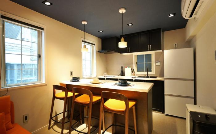 Real Life AOYAMA 1BR suite 2 double bed 3min metro