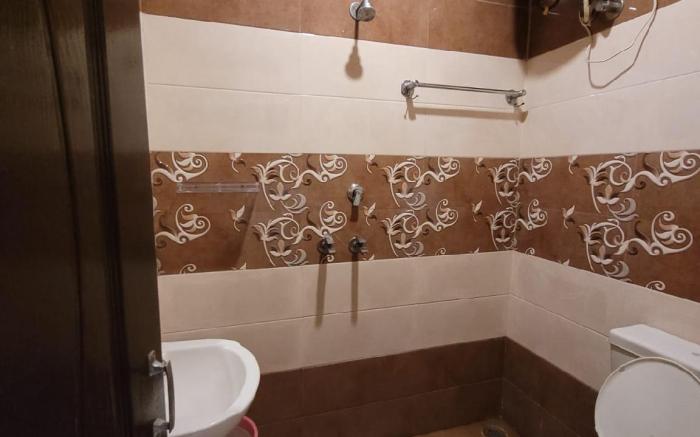 Hotel Holy City