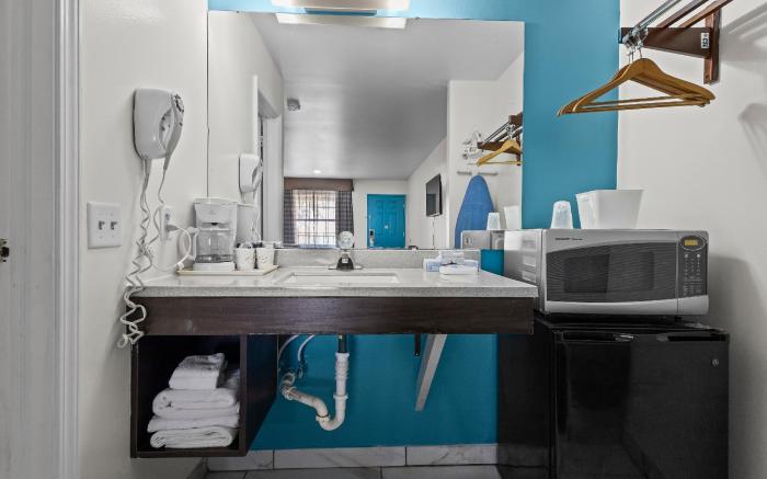 Capital O First Heritage Inn Rantoul IL I 57