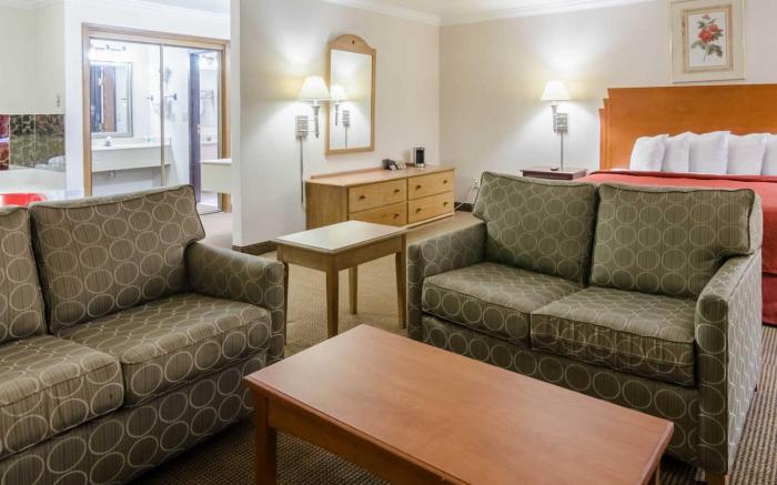Quality Inn & Suites