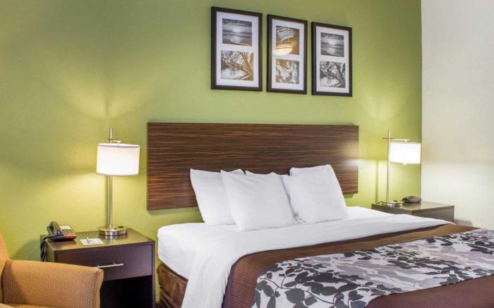 Sleep Inn & Suites Jacksonville near Camp Lejeune
