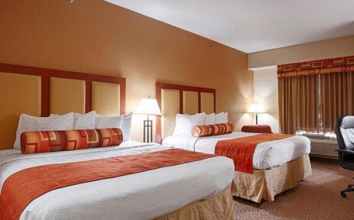 Best Western Plus Waxahachie Inn and Suites