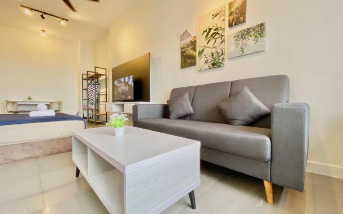 MWHolidayA2611【Sea+PoolView】🏖 CozySuites🏵SmartTV
