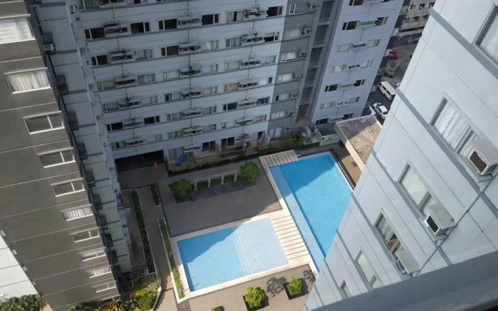 Furnished Contemporary Modern Studio Unit