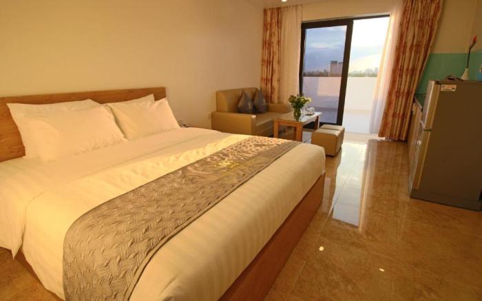 The Gold Summer Hotel