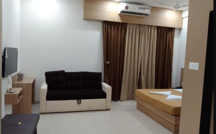 Hotel Sai Aakanksha