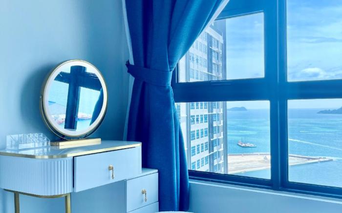 Homesuite' Home at Jesselton Quay