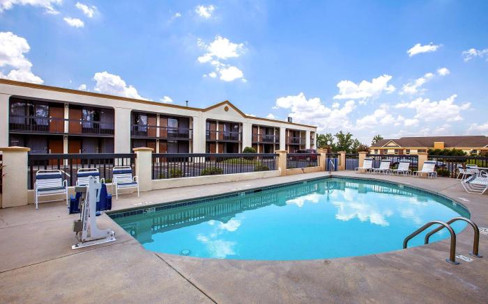 Quality Inn Suwanee I-85