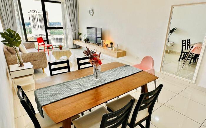 Luxury Suite JB Midvalley (High Floor) 2+1 Bedroom