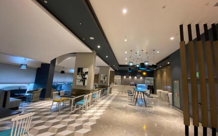 Country Inn & Suites By Migrolino