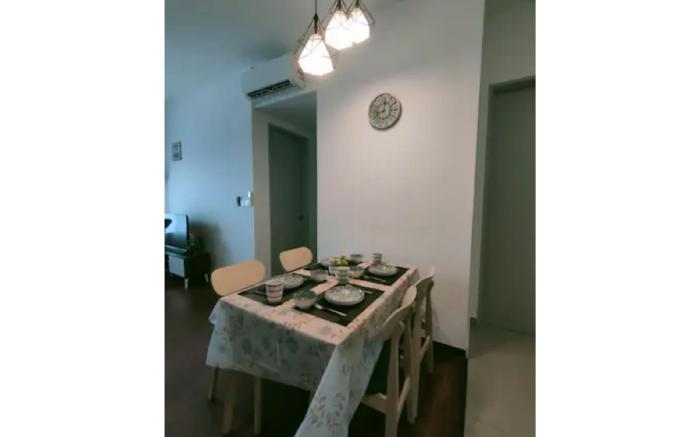 Cozy Home 2R2B, 15km to Uitm, 7 Pax, 2 Parking