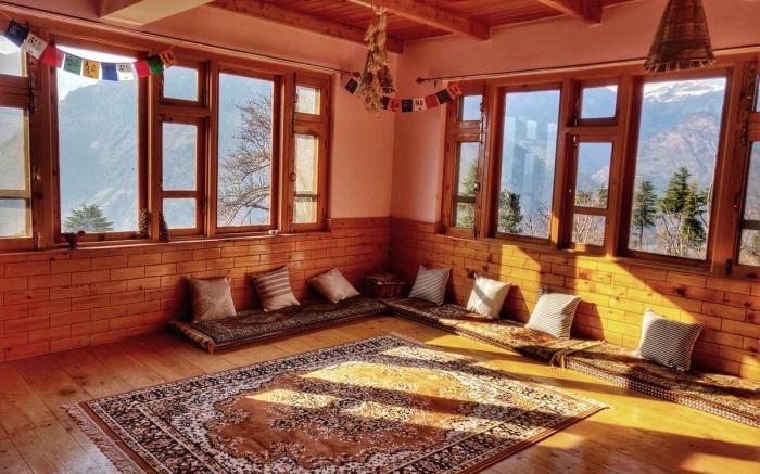 Rustling Pines Cottage Entire Himachal Villa