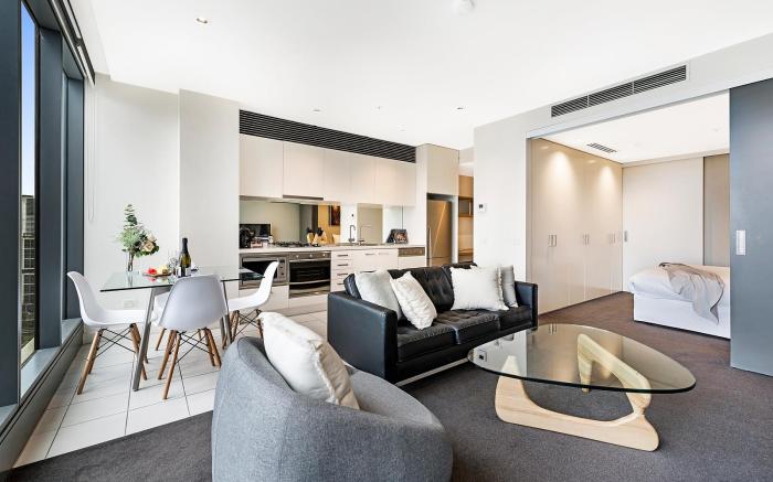 Luxury suite, most prestigious location Melbourne