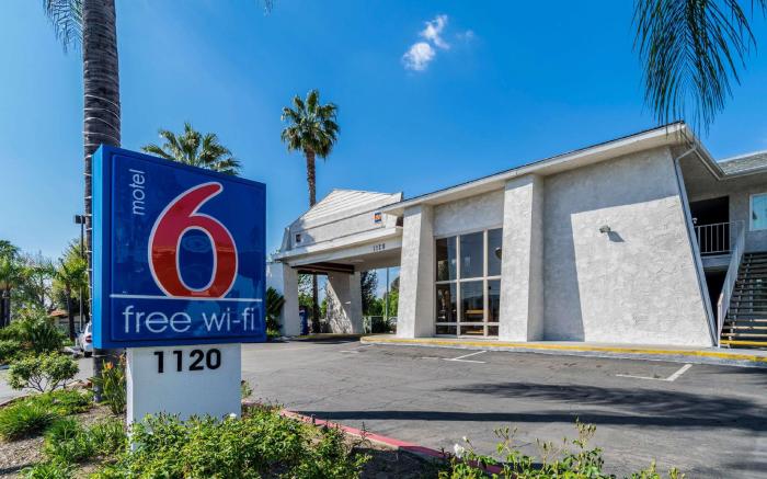 Motel 6 Redlands, CA