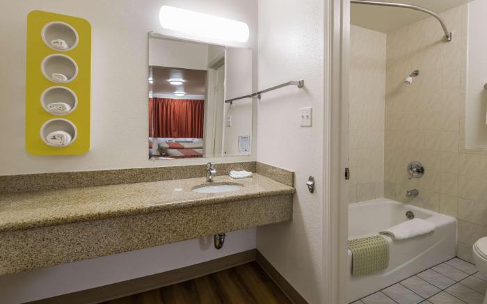 Motel 6 Concord, CA