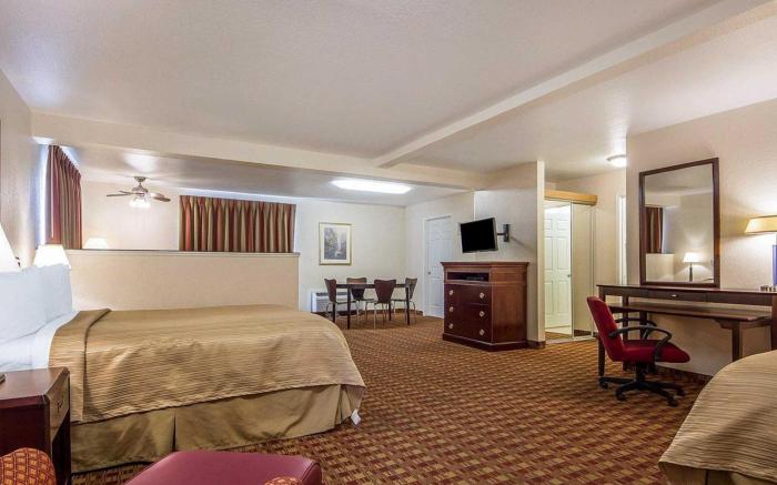 Quality Inn & Suites Capitola By the Sea