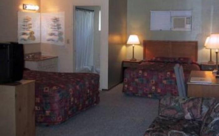 Kelseyville Motel
