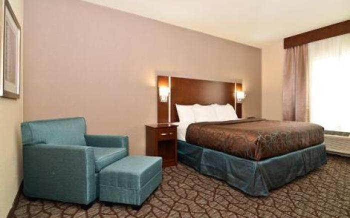 Holiday Inn Express & Suites Junction City By IHG