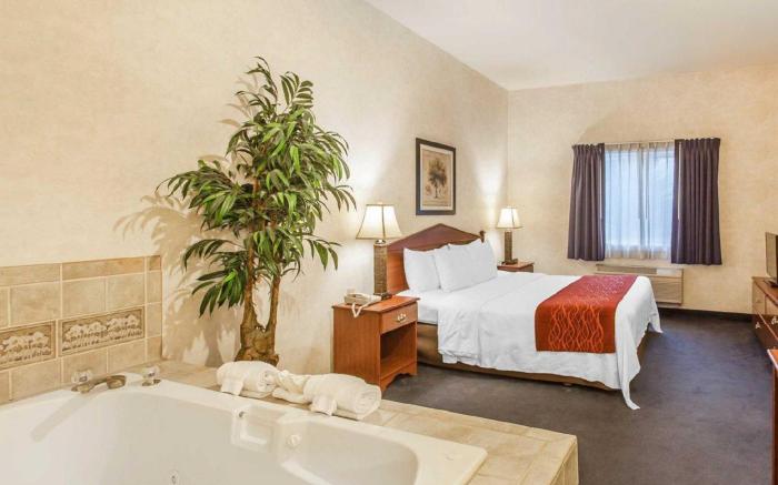 Holiday Inn Express And Suites Tumwater Olympia By IHG