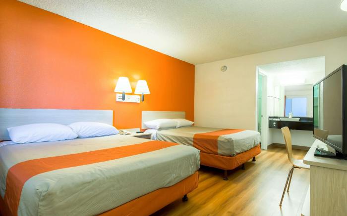 Motel 6 Rancho Mirage, CA - Palm Springs