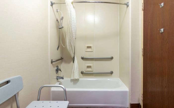Best Western Colonial Inn
