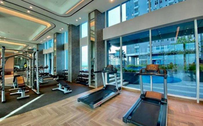 AMOR STUDIO PAKUWON CITY MALL SURABAYA TIMUR