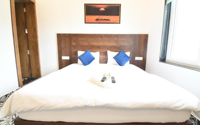 Beautiful Room with Comfort & Great Location