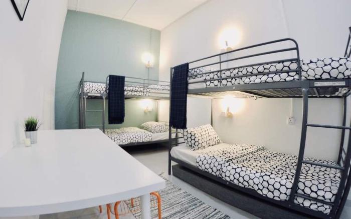 Cheerful 5BR- Family & frens for 5-17pax 4Car park