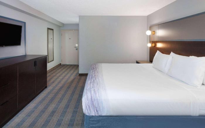 AmericInn by Wyndham Peoria
