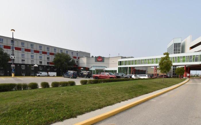 CLUB REGENT CASINO HOTEL BY CANAD INNS