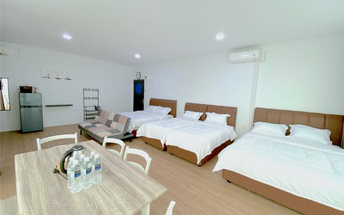 CN Homestay B2 Floor 2 at Nagoya Hill Mall