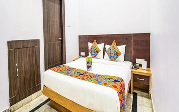 FabHotel Golden Leaf