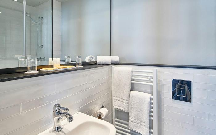 Hotel Provinces Opera