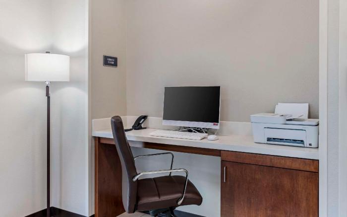 Comfort Inn & Suites Brunswick I-95