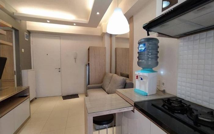 Suite Metro Apartemen Blue Living Suite