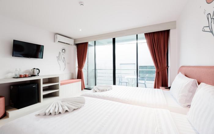 Moon Budget Hotel