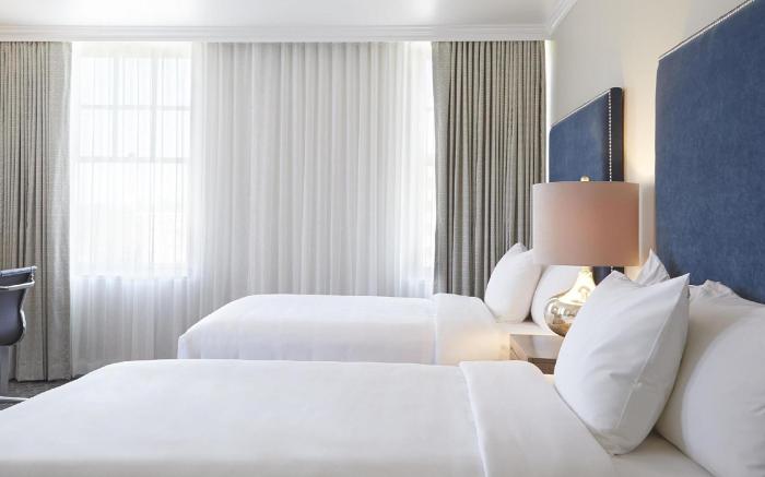 Redmont Hotel Birmingham, Curio a Collection by Hilton