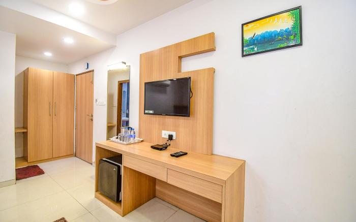 FabHotel Stay Inn International - Nr. Sealdah Station