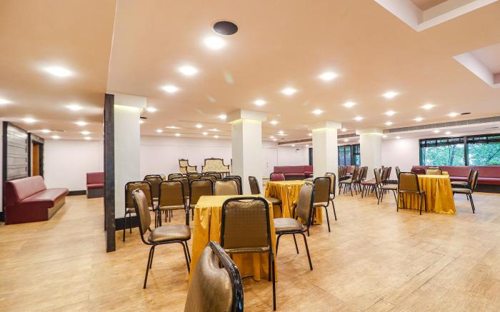 FabHotel A&M - Nr LV Prasad Institute, Banjara Hills