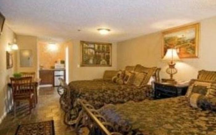 Silverton Inn & Suites