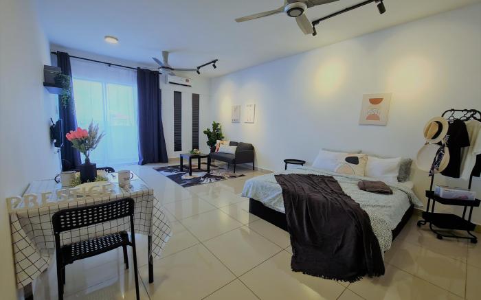 Prestige KBCC Studio  13-05 | 4 Pax