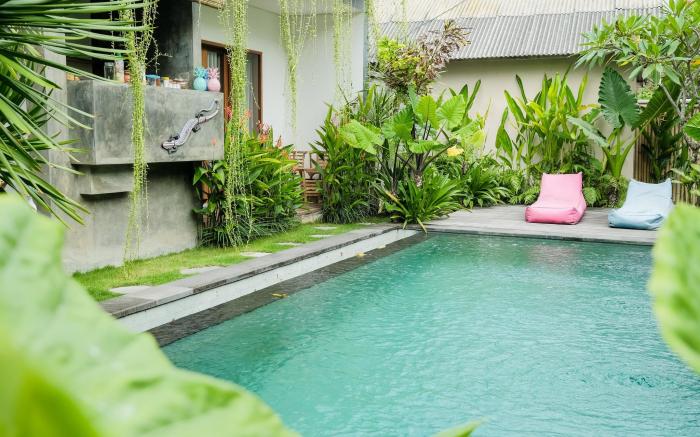 The Kumpi Bali by The Lavana
