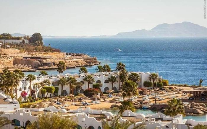 Domina sea view