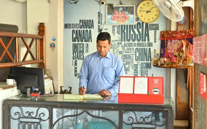 Abhi International Hotel