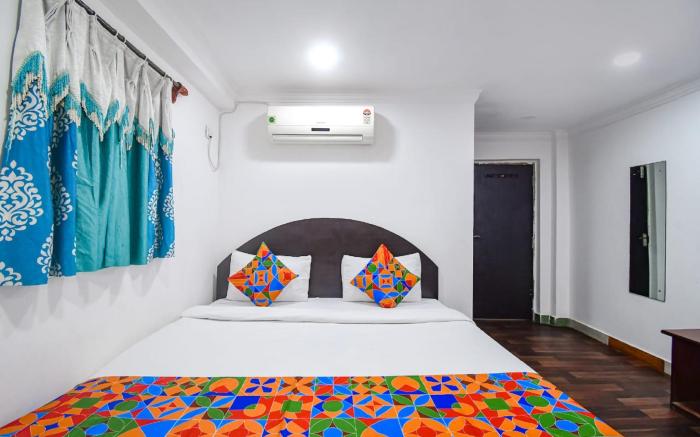 Goroomgo Royal Oak Guest House Sector 4 Kolkata
